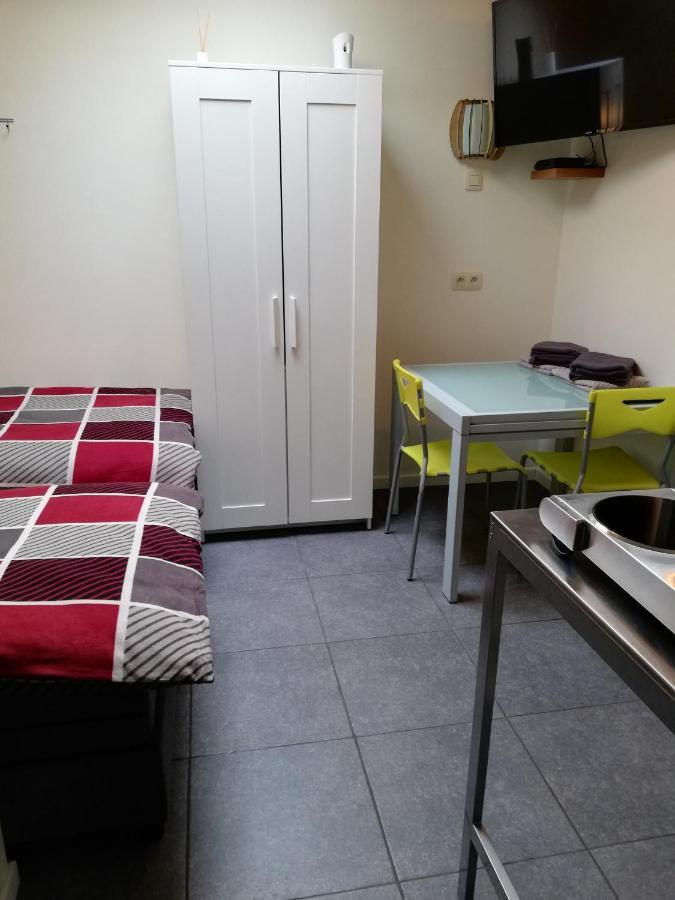 Budgetroom Lommel Dış mekan fotoğraf